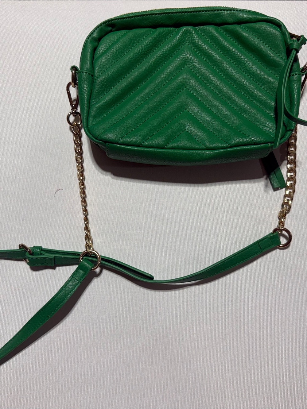 Charming Charlie Green Chevron Crossbody Bag